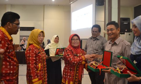 APRESIASI PERUSAHAAN DAN MEDIA YANG PROMOSIKAN PRINSIP-PRINSIP BISNIS DAN HAK ANAK